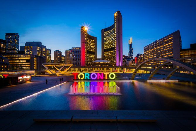 Toronto Premium Night Driving Tour with CN Tower
