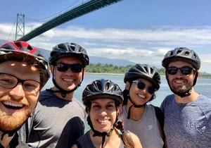 Stanley Park & Vancouver City Highlights 4 Hour Bike Tour 2 in 1