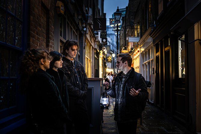 Interactive Jack the Ripper Night Walk: London's Murder Mystery
