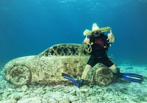 For certified Divers Experience the Under Water Museum and the Manchones Reef