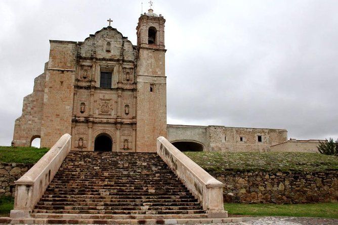 Day Trip around Dominican Route in a private service for your family or friends