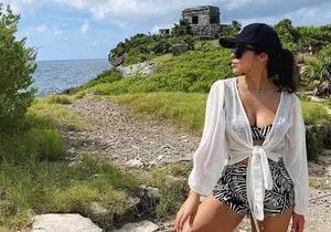 Tulum Adventure Ruins & swim in Akumal Beach & Cenote from Cancun