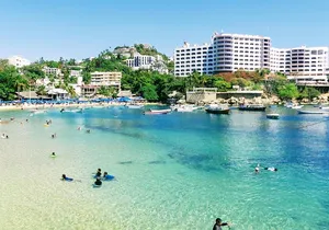 Half Day Tour Hiking La Roqueta Island and Lunch