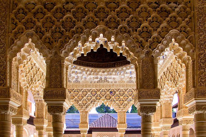 Alhambra Palace & Generalife Gardens daytrip from Roquetas, Aguadulce & Almeria