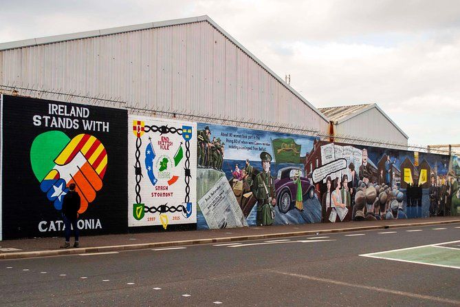 Private Belfast Political, Mural & Peace Wall Tour | 4 Hours