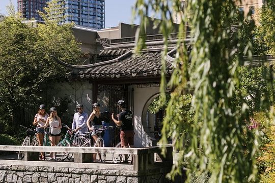 The Grand Bicycle Tour by Cycle City Tours