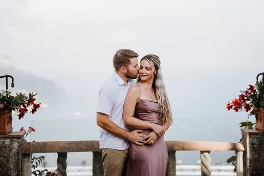 Private Photo Session with a Local Photographer in Ravello