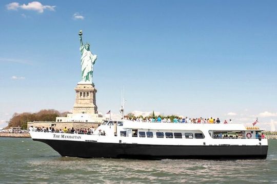 Liberty Sightseeing Cruise and Manhattan Top Sights Walking Tour