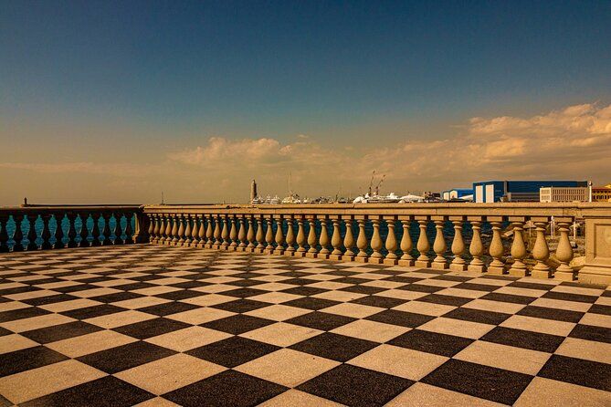 Exclusive Shore Excursion: Lucca & Livorno with Driver-Guide
