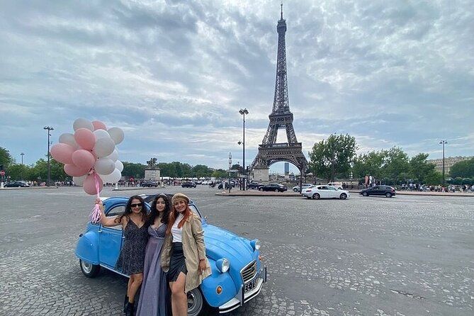 Discover Paris in Style Aboard a Classic French Vintage Car!