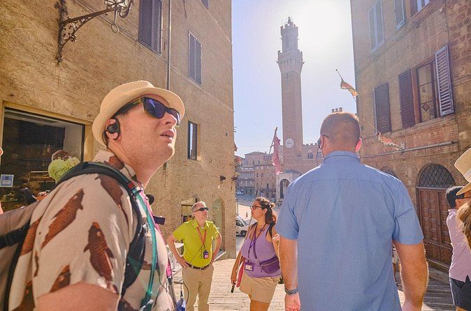 Small Group Tuscany Highlights Tour with Lunch & Wine Tasting