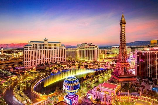 7 Days Tour of Los Angeles, Vegas, Yellowstone and Salt Lake City