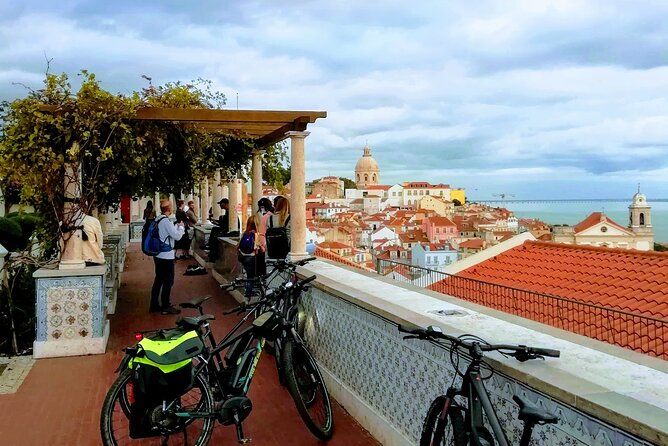 7 Hills and 14 Viewpoints - Lisbon E-Bike Tour