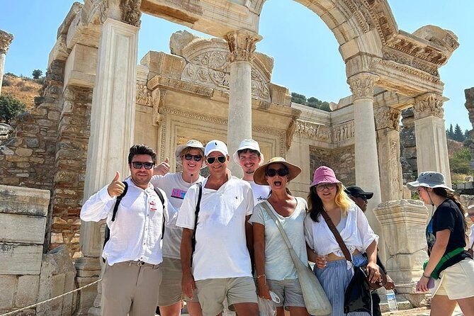 Half Day Şirince Village and Artemis Temple and Train Museum
