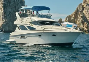 Pura Vida Yacht 42 FT with all inclusive service in Cabo