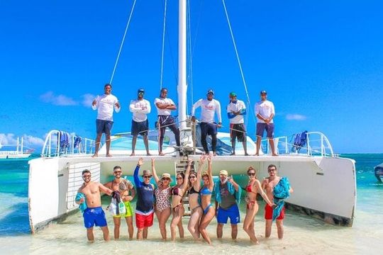Catamaran Party Cruise and Snorkeling in Montego Bay