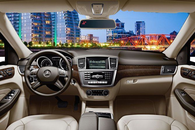 Private Transfer from Liverpool City Centre to Manchester Airport (MAN)