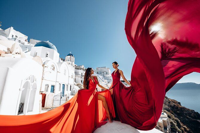 1-Hour Private Santorini Flying Dress Photoshoot