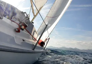 Private sailing excursion & Provencal picnic