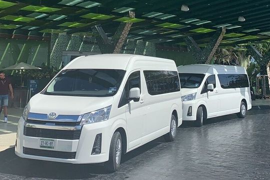 Cancun Airport to Playa del Carmen Roundtrip Private Transfer