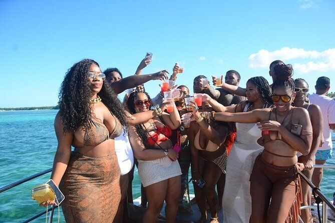 Hip Hop Party boat w Live DJ & Open Bar