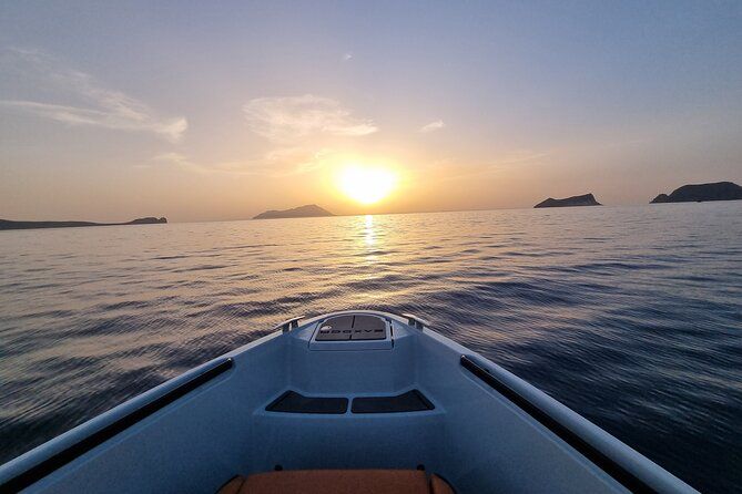 Private Sunset Cruise to Klima with snacks and drinks
