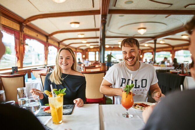 Bottomless Brunch and Cruise with Prosecco in Budapest