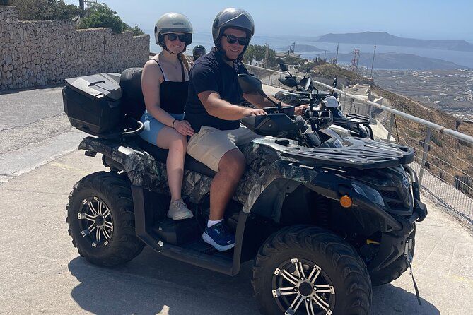 Santorini ATV Highlights Tour: Oia, Aussichtspunkte & Vulkanstrände