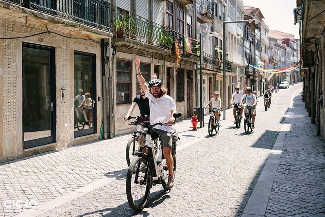 Porto Highlights in 3 Hours E-Bike Tour - Historical, Sightseeing