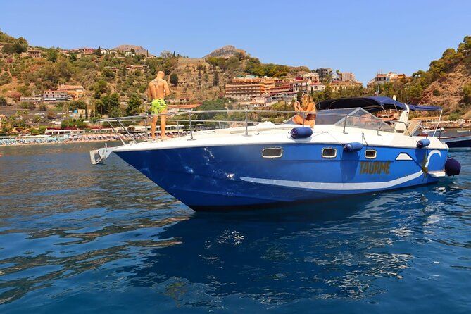Full Day Cruise in Taormina with Snorkeling & Aperitif