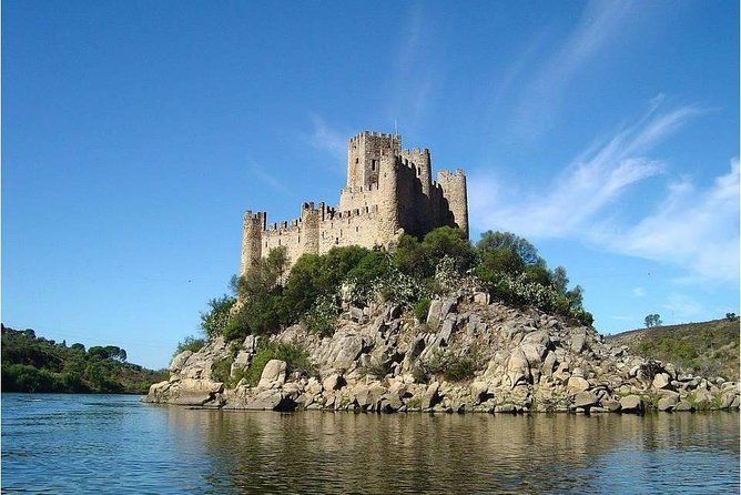 Private Knights Templar Tour: Tomar & Almourol Castle