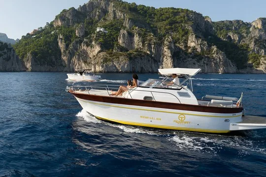 The Grand Tour: Capri & Positano Private Cruise from Sorrento
