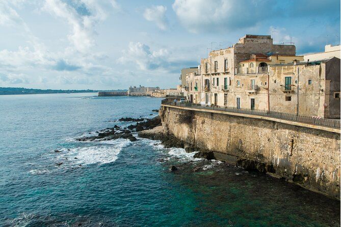 Syracuse Ortigia Scavenger Hunt & Self-Guided Walking Tour