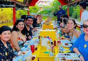 Xoximilco Tour Mexican Party with Transportation from Cancun & Riviera Maya