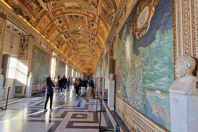 Rome: Exclusive Vatican Museums and Sistine Chapel Private Tour