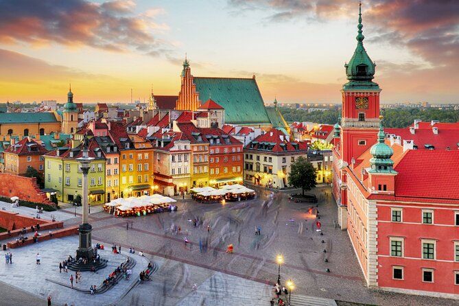 Warsaw Scavenger Hunt & Highlights Self-Guided Walking Tour