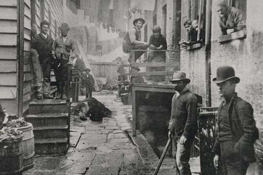 Gangs and River Pirates of New York Walking Tour