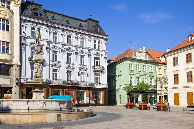 Bratislava Scavenger Hunt & Highlights Self-Guided Walking Tour