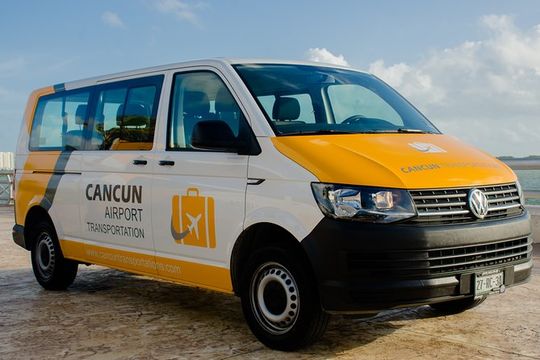 Private Transfer from Cancun Airport to Boulevard Kukulcan