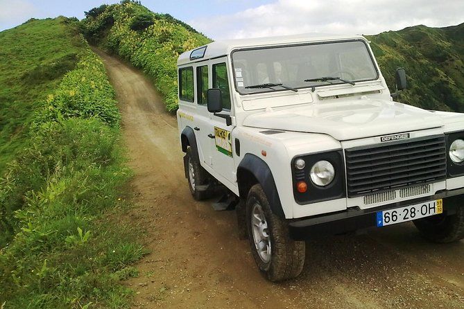 Explore the Wonders of Sete Cidades & West side on a Jeep Tour