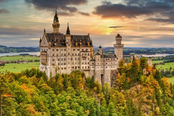 Private Tour from Munich: Neuschwanstein, Linderhof, Oberammergau