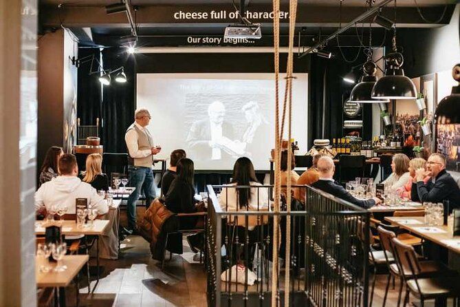 Old Amsterdam Cheese Tasting with Wine Pairing