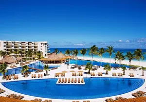 Cancun Airport and Dreams Riviera Cancun Resort Private Shuttle