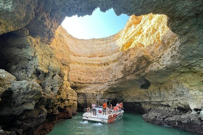 Dolphin Watching and Caves Cruise