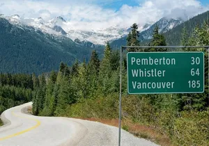 YVR - Vancouver's Airport  Whistler( Private Transfer Sightseeing Tour)