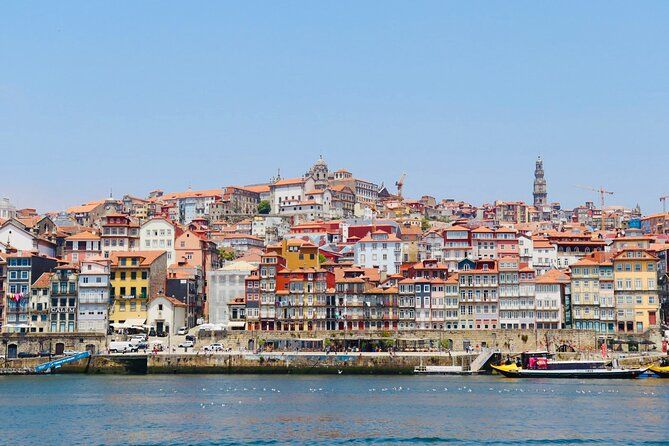 Private Walking Tour in Porto with Optional Lello Bookshop Ticket