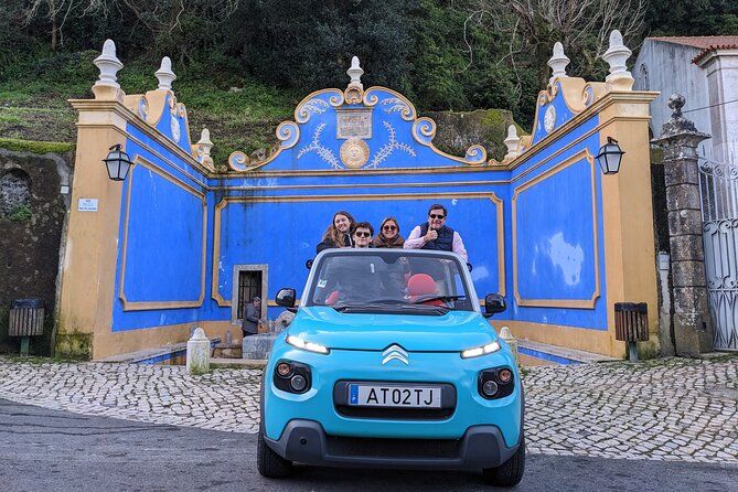Private 2 hour Sintra Guided Tour in vintage car or jeep