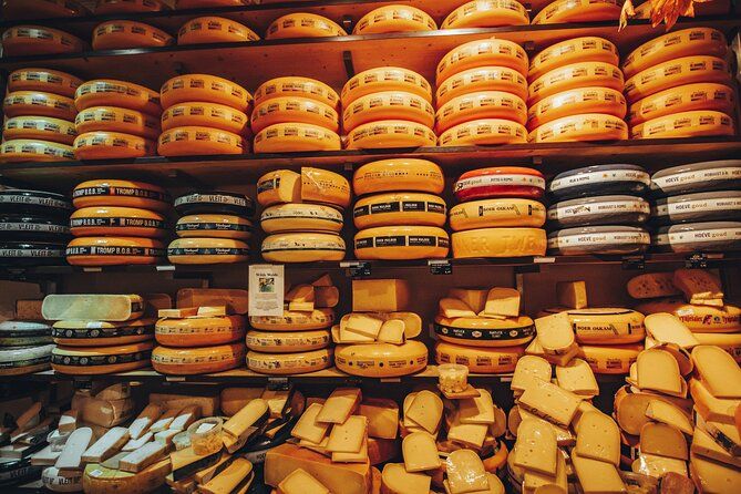 Private Amsterdam Food Tour with Local Guide in the 9 Streets