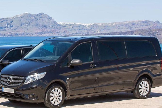 Santorini Private Transfer: From/To Any Santorini Destination