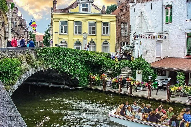 Private 6-hour Tour to Bruges from Brussels with driver and guide